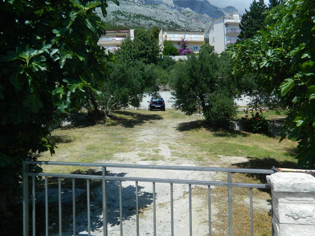 Apartments Ria Baška Voda Exterior foto